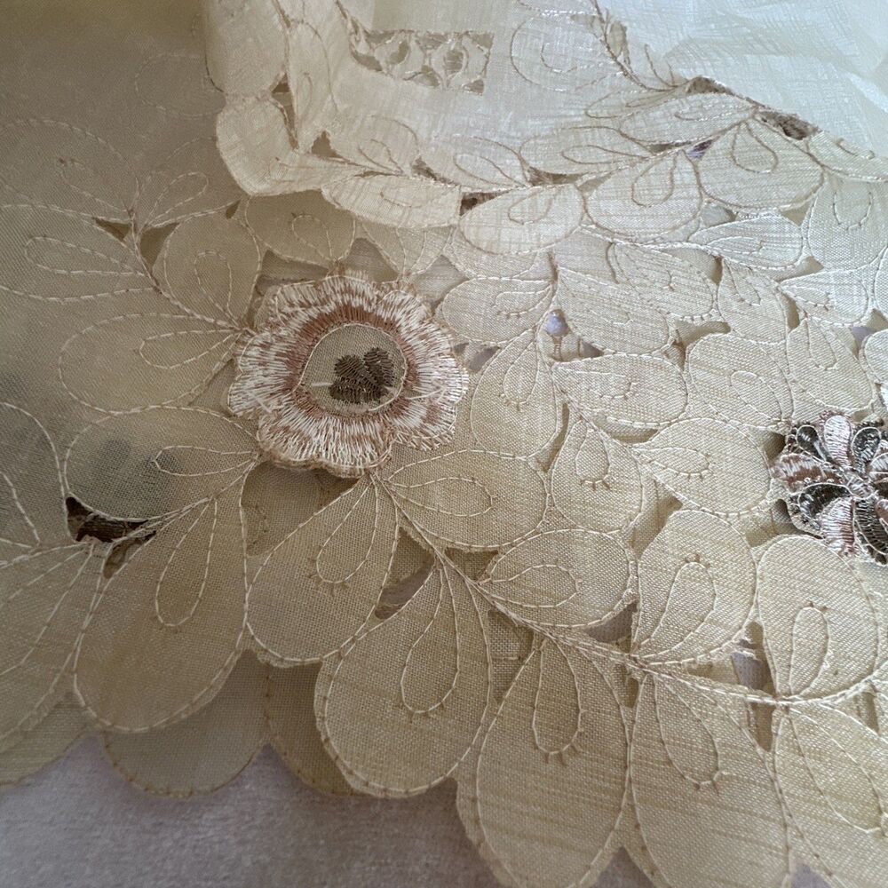 table cloth - Picture 7 of 16